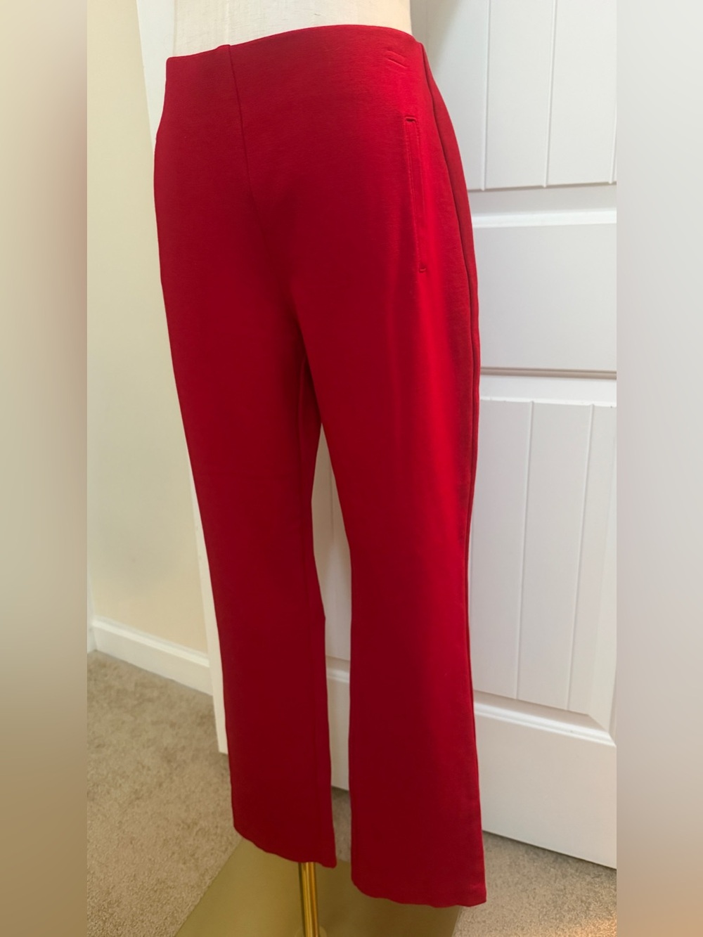 Chico's Bold Red Straight -Leg Pants Sz 1.5 (10)
